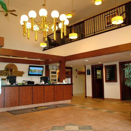 Days Inn By Wyndham Bridgewater Conference Center Extérieur photo